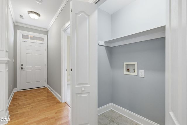 910 Quiet Woods Place, Durham, NC 27712