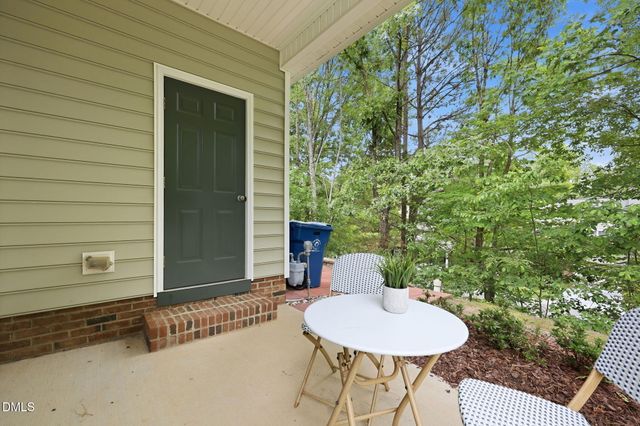 910 Quiet Woods Place, Durham, NC 27712