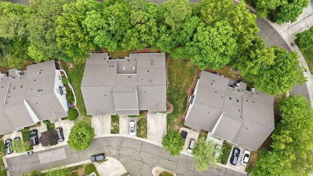 910 Quiet Woods Place, Durham, NC 27712