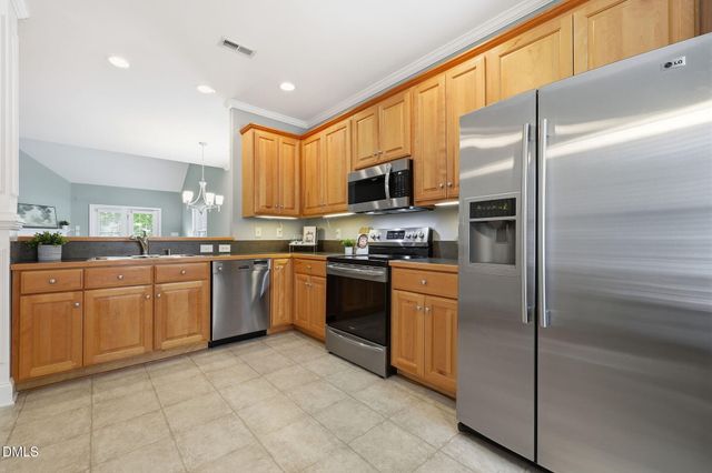 910 Quiet Woods Place, Durham, NC 27712