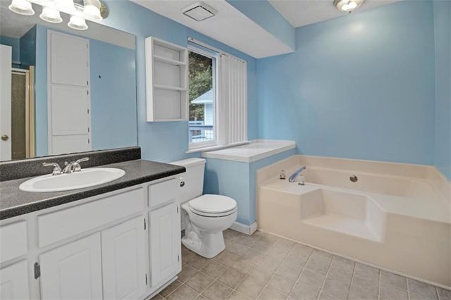145 Deer Ridge Court, Mcdonough, GA 30252