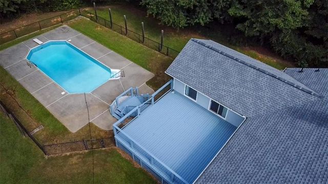 145 Deer Ridge Court, Mcdonough, GA 30252