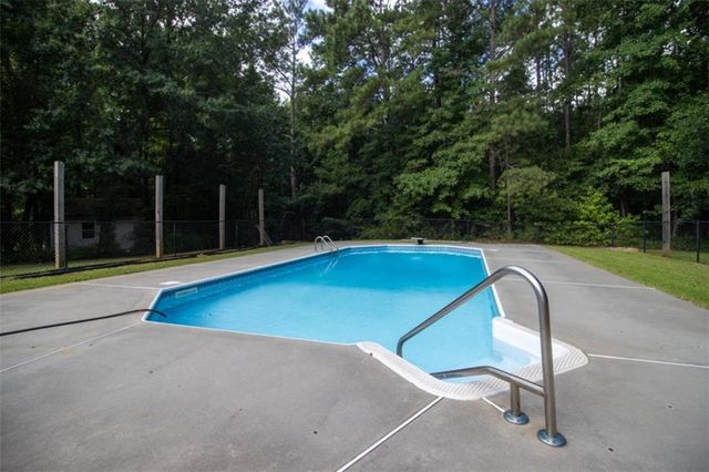 145 Deer Ridge Court, Mcdonough, GA 30252