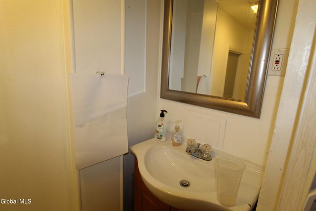 230 Livingston Avenue, Albany, NY 12210