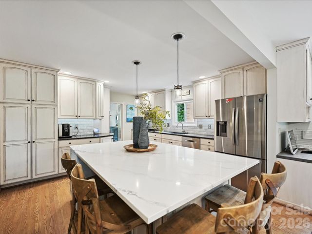 327 Whitestone Road, Charlotte, NC 28270