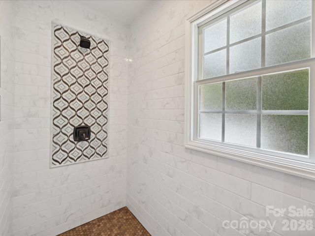 327 Whitestone Road, Charlotte, NC 28270