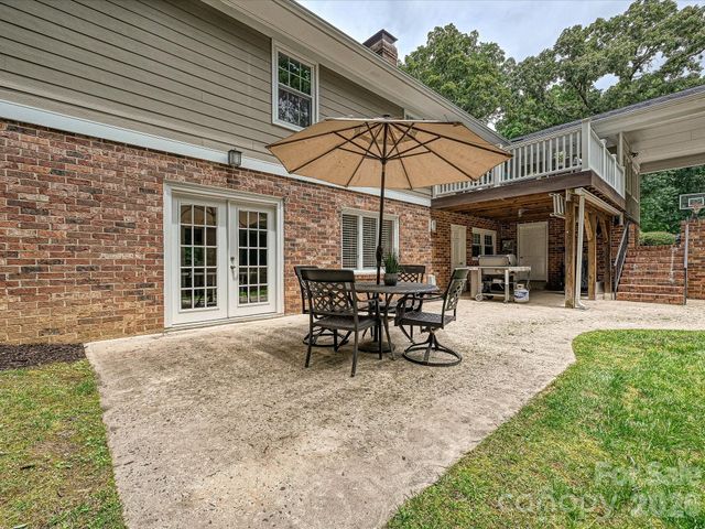 327 Whitestone Road, Charlotte, NC 28270