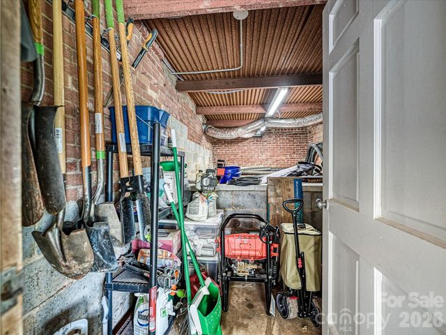 327 Whitestone Road, Charlotte, NC 28270
