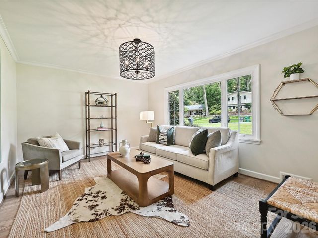 327 Whitestone Road, Charlotte, NC 28270