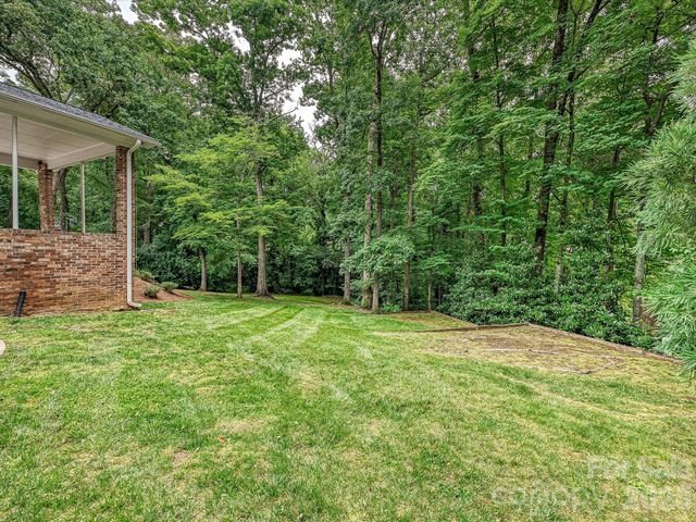 327 Whitestone Road, Charlotte, NC 28270