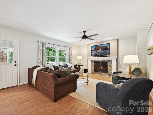327 Whitestone Road, Charlotte, NC 28270