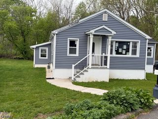 310 6Th St, Belvidere Twp., NJ 07823