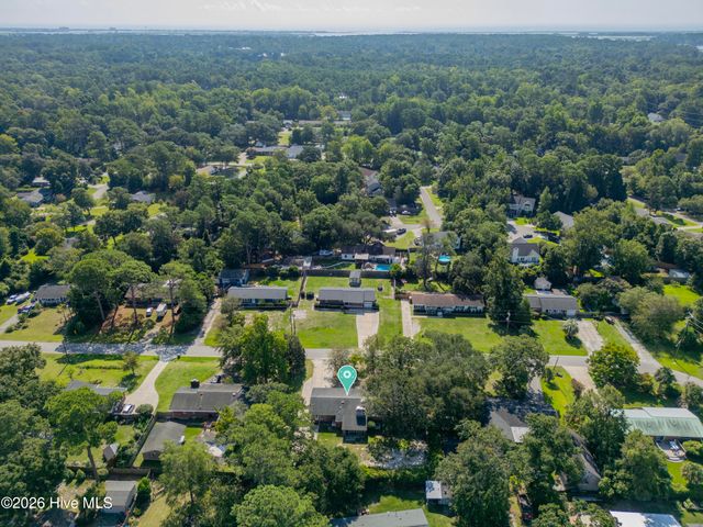 318 Englewood Drive, Wilmington, NC 28409