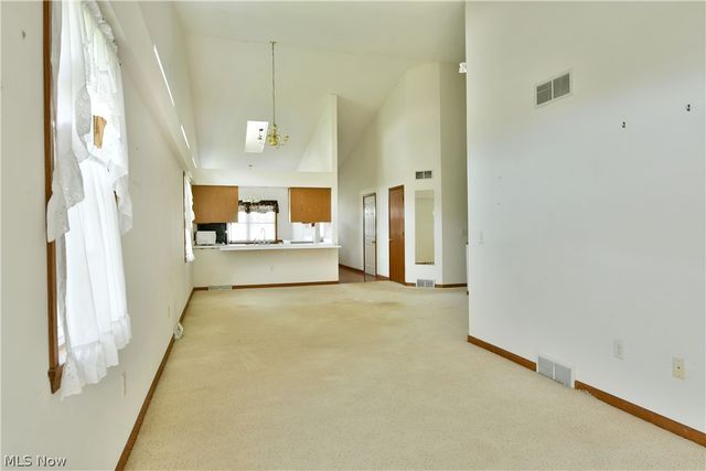 23 Eagle Pointe, Cortland, OH 44410