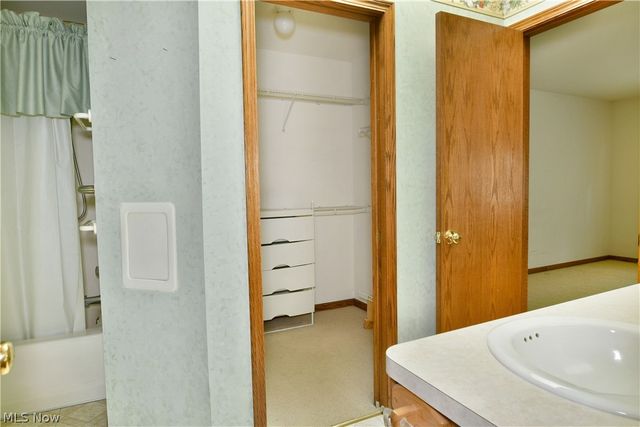 23 Eagle Pointe, Cortland, OH 44410