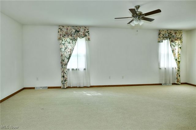 23 Eagle Pointe, Cortland, OH 44410
