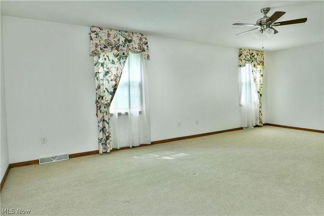 23 Eagle Pointe, Cortland, OH 44410