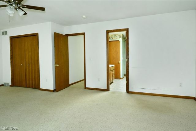 23 Eagle Pointe, Cortland, OH 44410