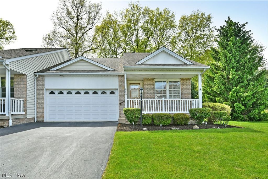 23 Eagle Pointe, Cortland, OH 44410