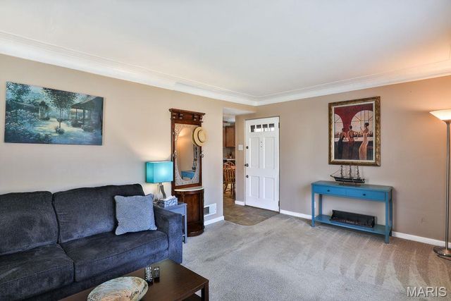 326 E Glendale Road, Webster Groves, MO 63119