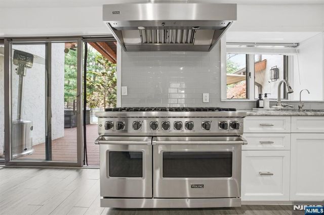 291 Truman Drive, Cresskill, NJ 07626