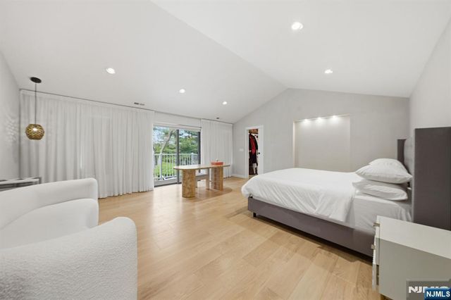 291 Truman Drive, Cresskill, NJ 07626