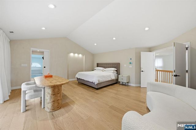 291 Truman Drive, Cresskill, NJ 07626