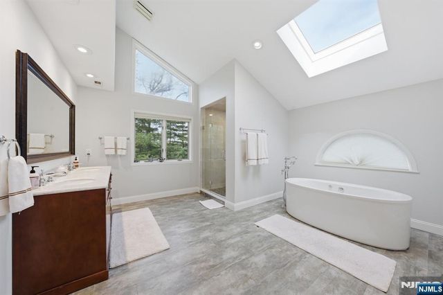 291 Truman Drive, Cresskill, NJ 07626