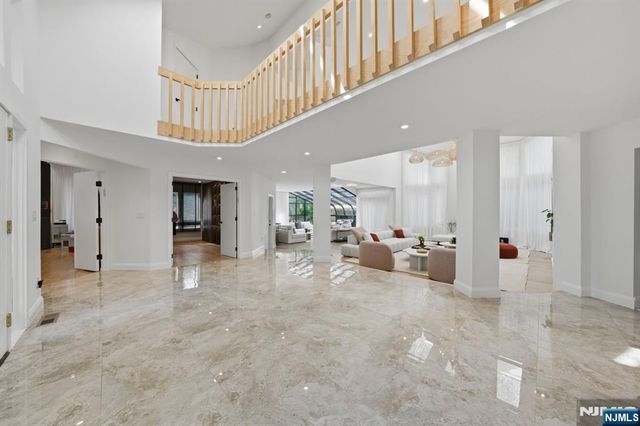 291 Truman Drive, Cresskill, NJ 07626