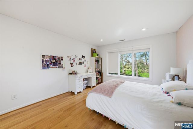 291 Truman Drive, Cresskill, NJ 07626