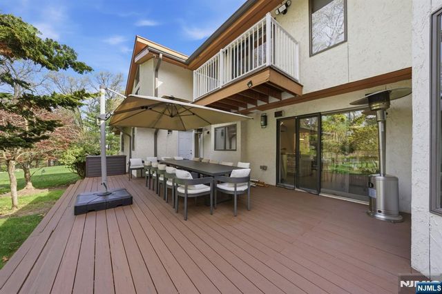 291 Truman Drive, Cresskill, NJ 07626