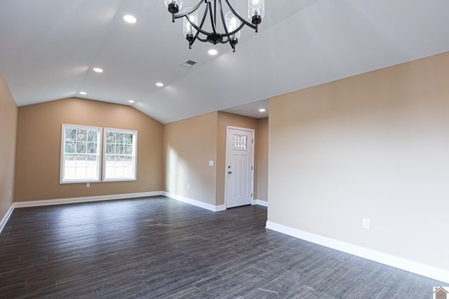 205 Clover Crescent # 33, Paducah, KY 42003