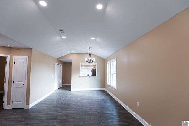 205 Clover Crescent # 33, Paducah, KY 42003