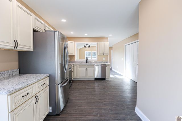 205 Clover Crescent # 33, Paducah, KY 42003