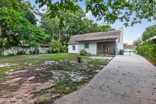 3718 PEACH Drive, Jacksonville, FL 32246