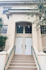 5610 NW 114th Pl 205, Doral, FL 33178