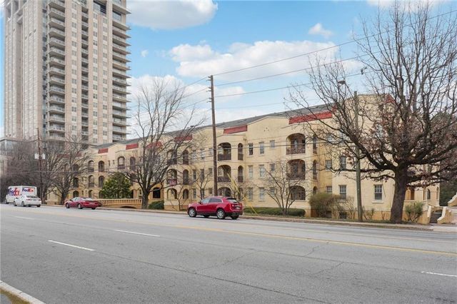 2855 Peachtree Road NE 101, Atlanta, GA 30305