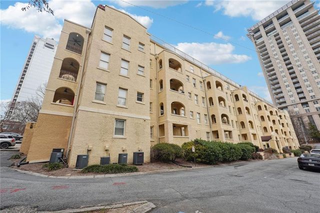 2855 Peachtree Road NE 101, Atlanta, GA 30305