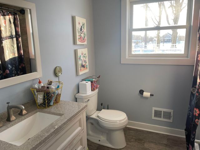 8020 Linden Drive, Almont Twp, MI 48003