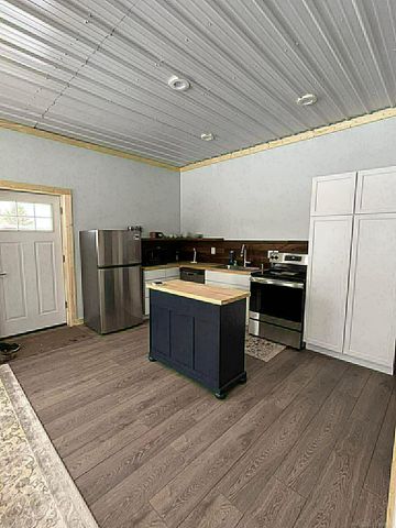 8020 Linden Drive, Almont Twp, MI 48003