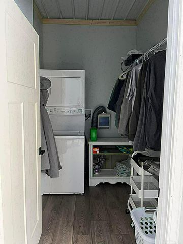 8020 Linden Drive, Almont Twp, MI 48003