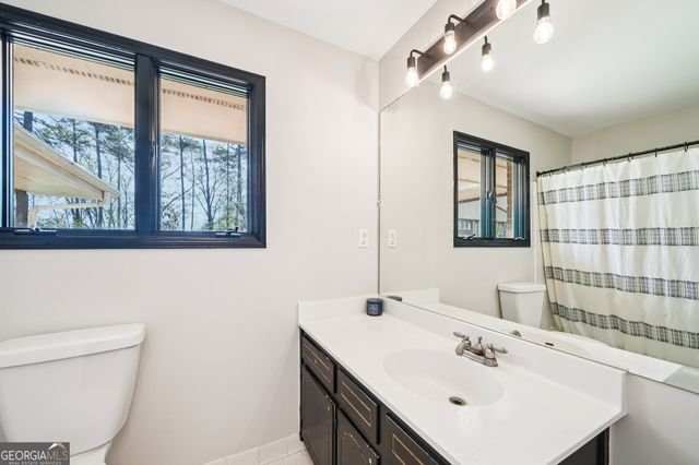 121 Cannongate Circle, Sharpsburg, GA 30277