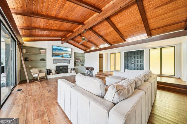 121 Cannongate Circle, Sharpsburg, GA 30277