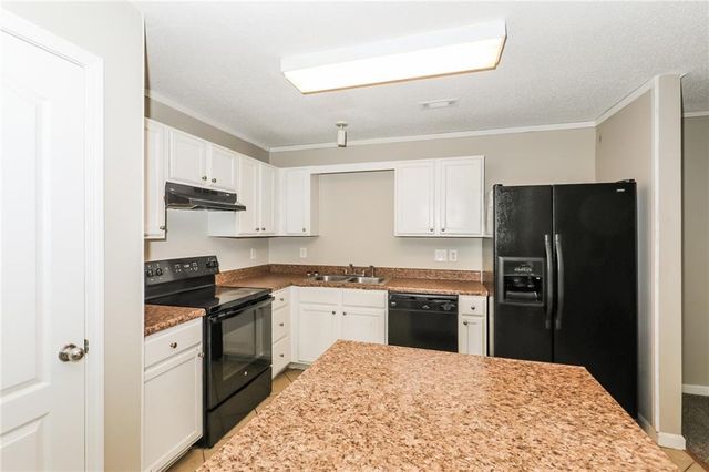 152 Shenandoah Drive, Riverdale, GA 30274