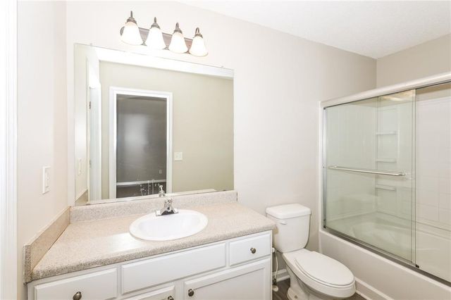 152 Shenandoah Drive, Riverdale, GA 30274