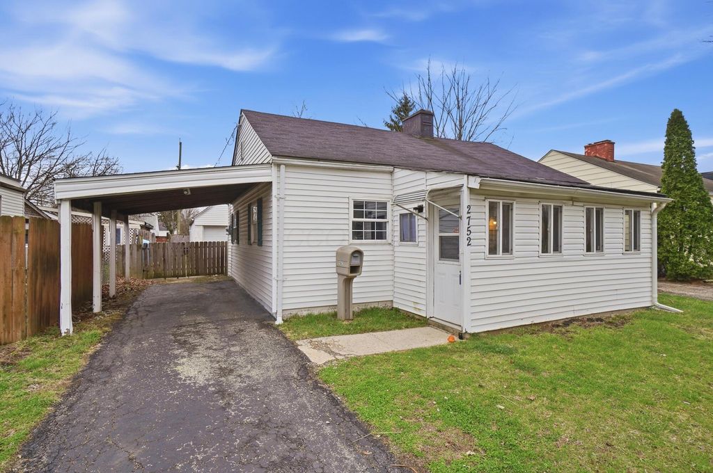 2752 Azelda Street, Columbus, OH 43211