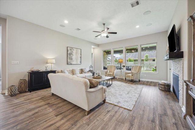 19707 Arbors Edge Court, Cypress, TX 77433