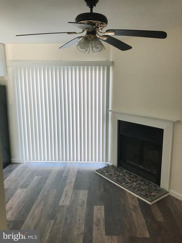 9 STARK CT, Newark, DE 19702
