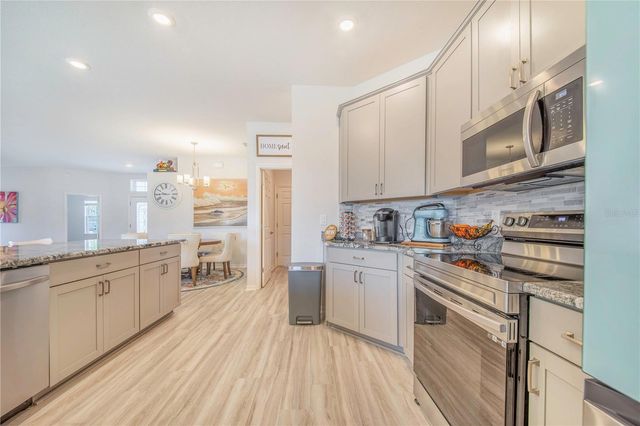 1096 SANDPIPER LOOP, Winter Haven, FL 33881