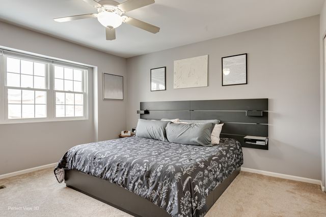 1860 Tamahawk Lane, Naperville, IL 60564